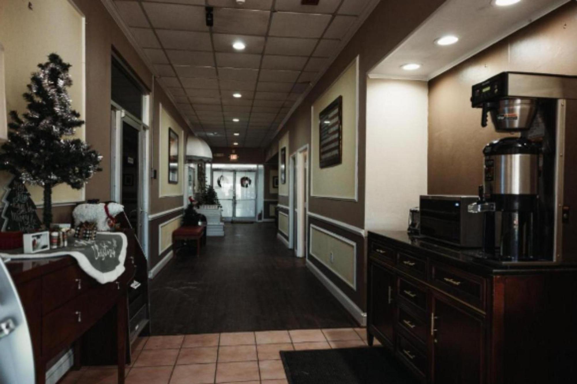 Reidsville Inn & Suites By Oyo Hwy 29 ภายนอก รูปภาพ
